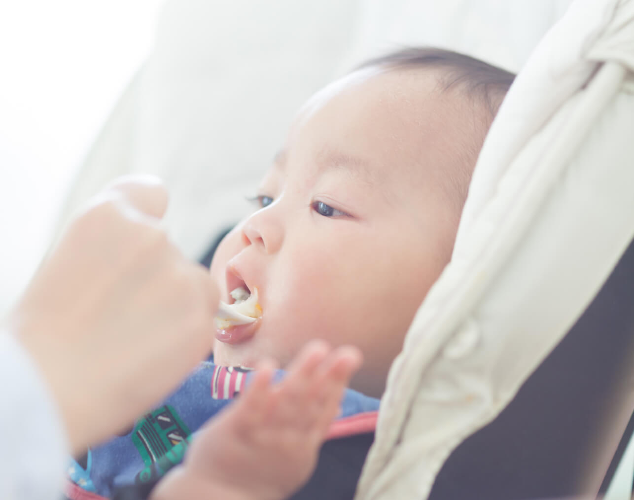 赤ちゃんが食べても安全で安心な農 作物を食卓までお届けします。